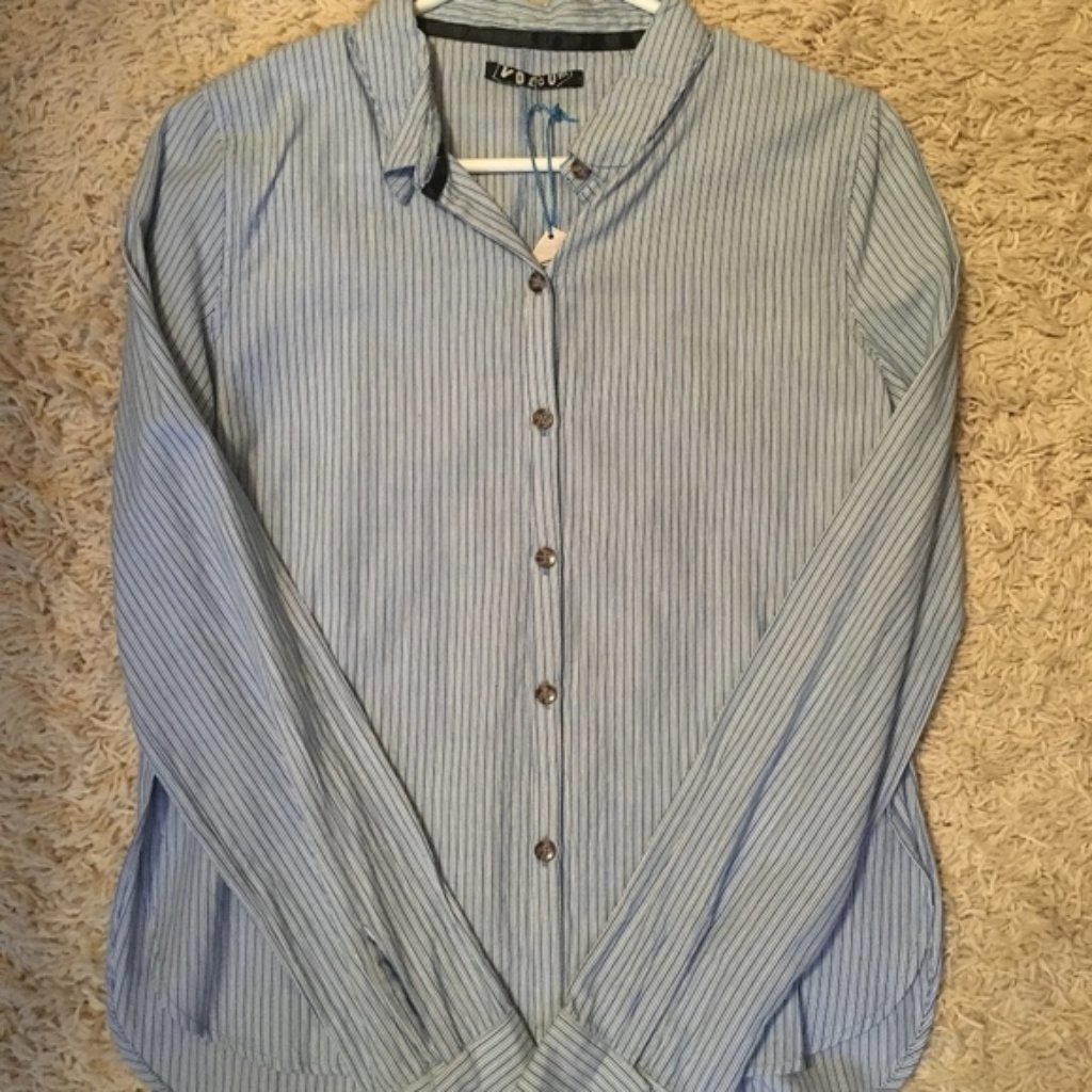 Volcom Button Down Nwt